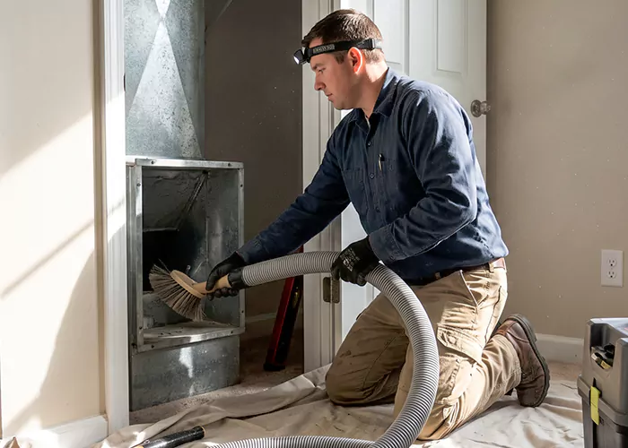 Certified Duct Cleaning Specialist in Laredo, TX